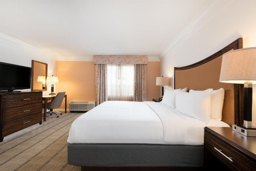 Holiday Inn Fort Lauderdale Airport image 30