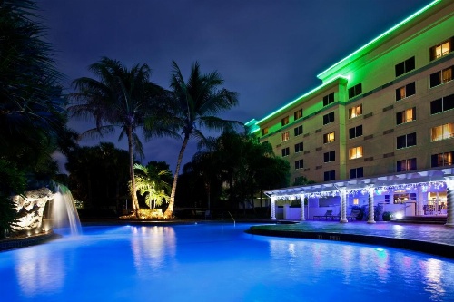 Holiday Inn Fort Lauderdale Airport image 8